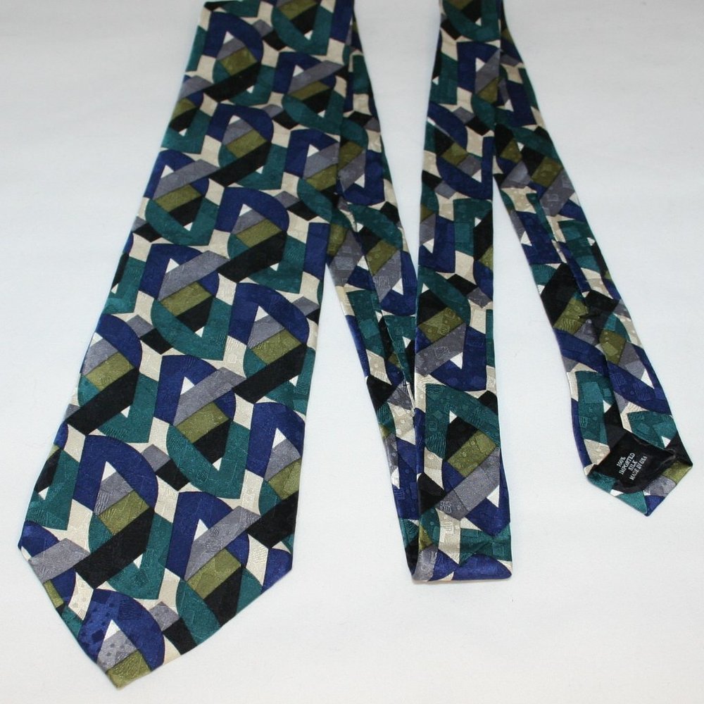 Facets Geometric Silk Tie